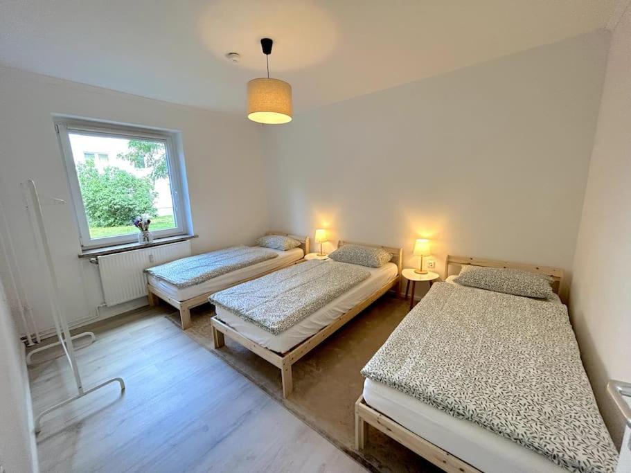 Country Style Apartment With Balcony Near Fair 汉诺威 外观 照片