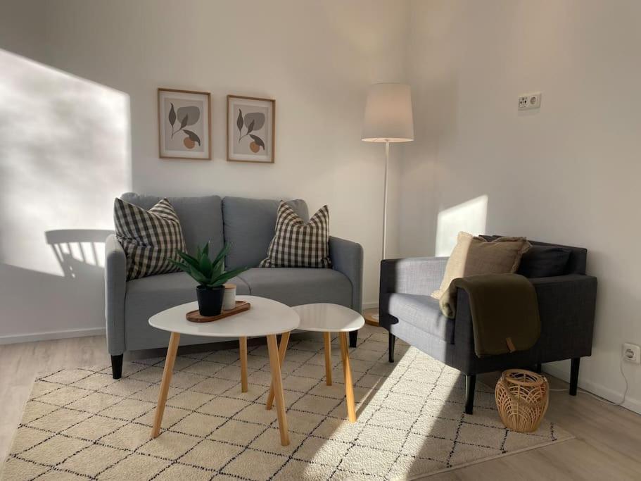 Country Style Apartment With Balcony Near Fair 汉诺威 外观 照片